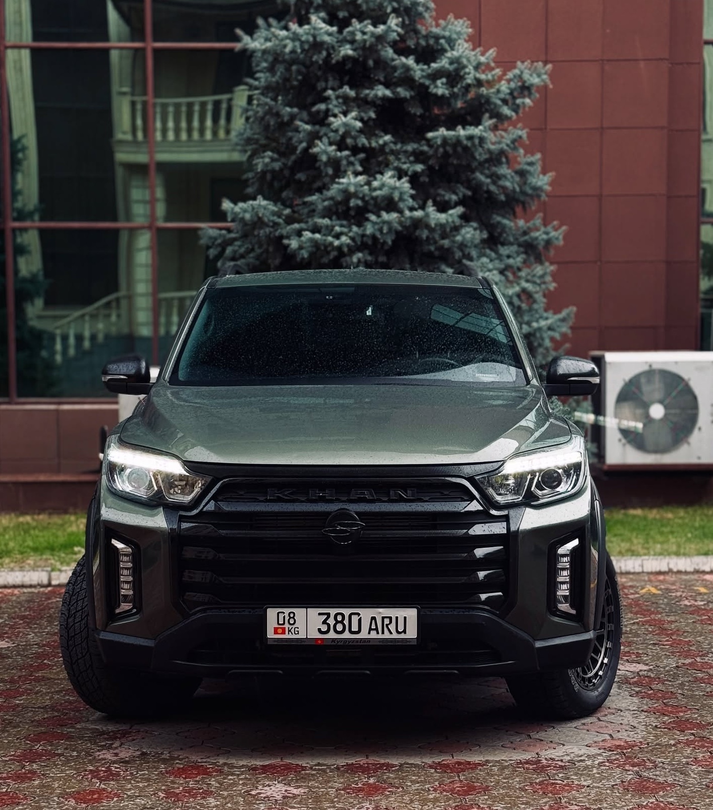 Rexton Khan 2023